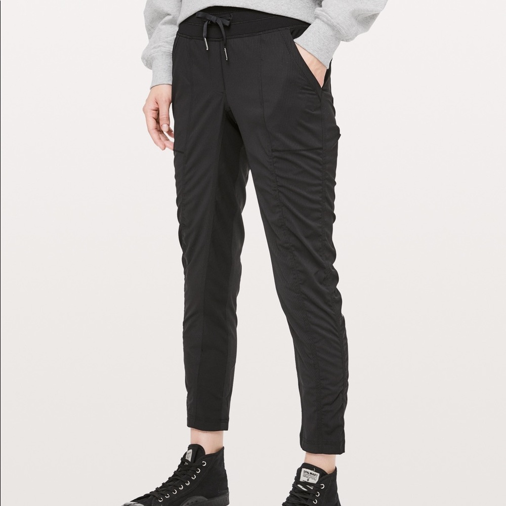 Lululemon Street to Studio Pant II (Unlined)